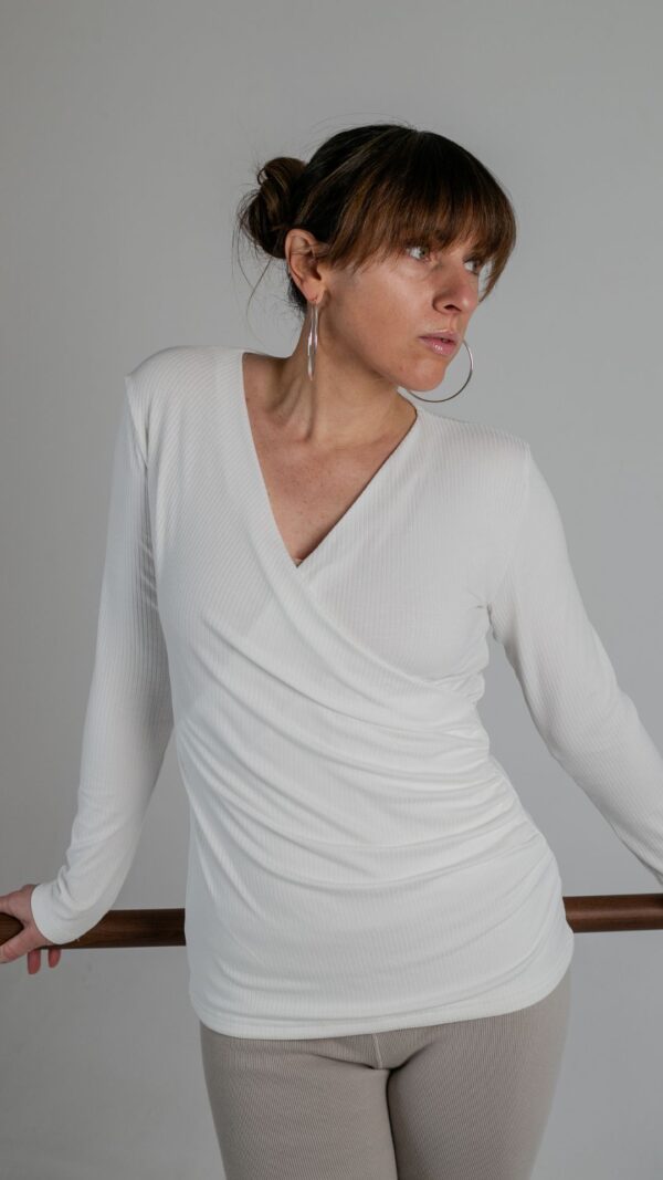 bluzka śmietankowa bliss - Image 6